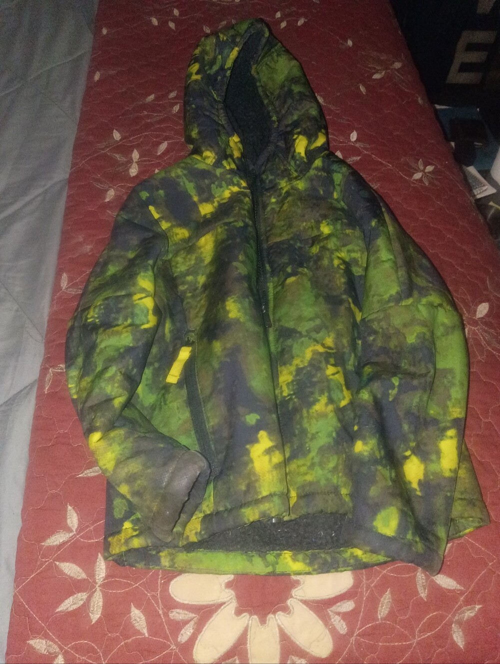 all in motion Kids Green and Yellow Camo Hooded Puffer Jacket